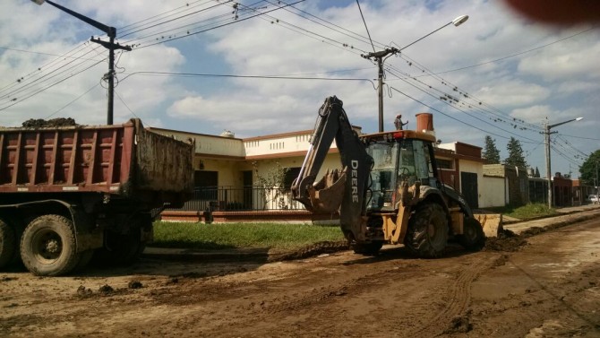 Areas del comite de emergencia continuan trabajando en zonas afectadas
