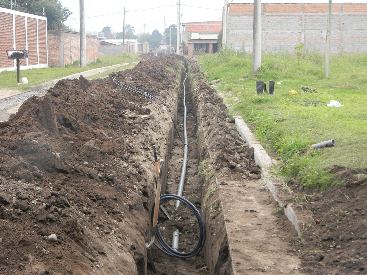 La DAU realiza obras de agua y cloacas en capital