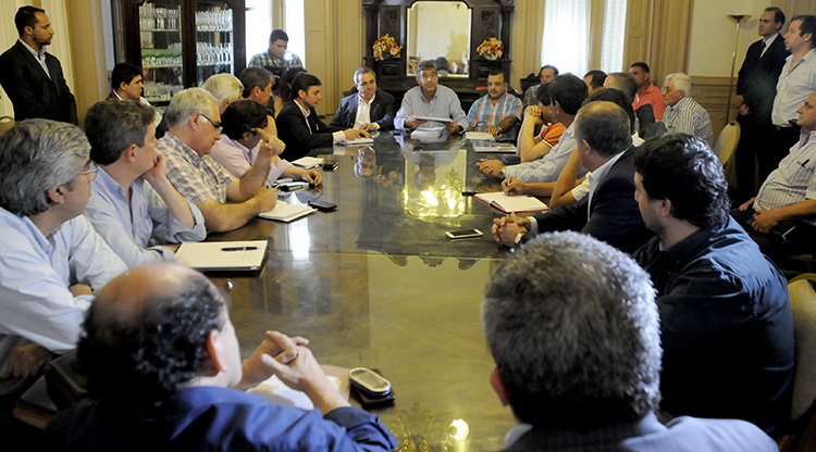 La Unidad Ejecutora Provincial presentó el “Banco de Proyectos de Inversión” para obras en los municipios