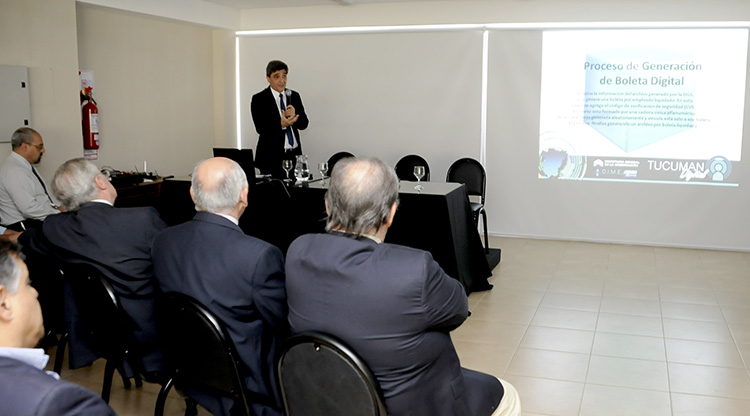 El Gobierno de Tucumán lanzará una boleta de sueldo electrónica para empleados públicos