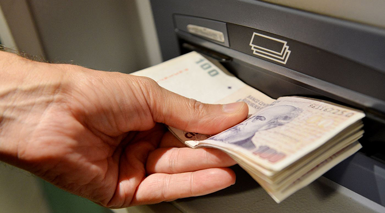 El miércoles comienza el pago de la segunda parte del bono adicional