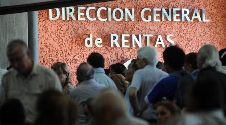 Prorrogan plazo para pago anual anticipado de impuestos