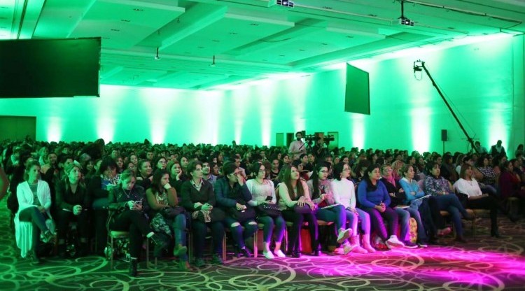 Más de 10 mil docentes participaron del Foro Climactivo