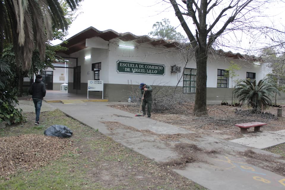 Construcciones Escolares | Trabajos de mejoras en la Escuela de Comercio Miguel Lillo, de Yerba Buena