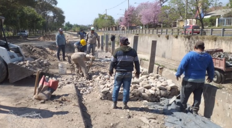 DPA | Limpian y arreglan canales para evitar problemas con las lluvias