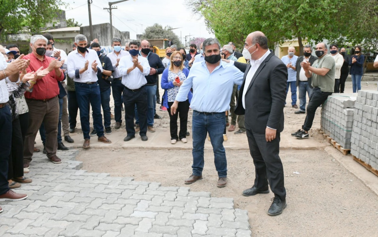 Obras | Avanza la urbanización de San Andrés con nuevo pavimento